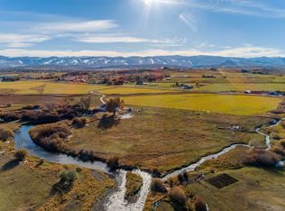 2138 N 2nd St, Lander, WY 82520