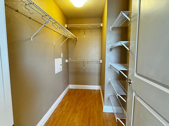 5th image of 640 11th St Unit 303