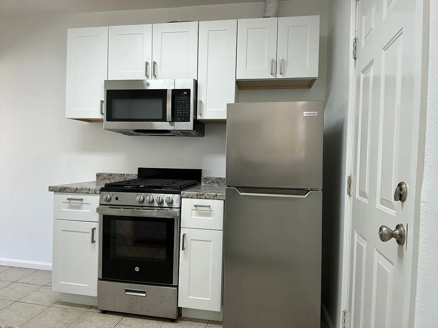 28th St Apartments — Photo 3