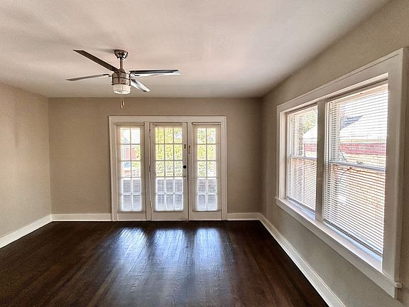 3rd image of 522-530 Gladstone Blvd #11