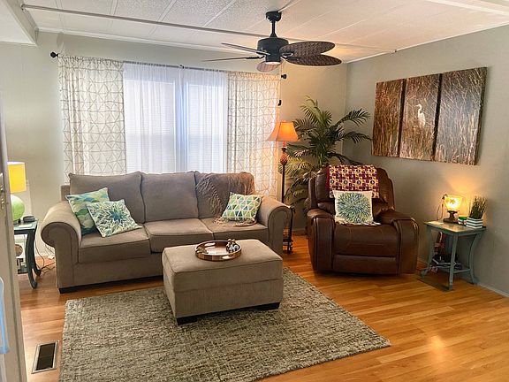 5th image of 709 Flamingo Dr