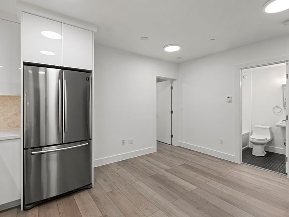 5th image of 104 Guerrero St #9