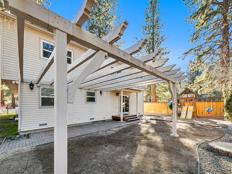 926 Tanglewood Dr — Photo 28