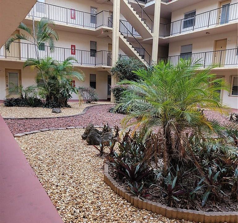 1st image of 2801 Somerset Drive #116