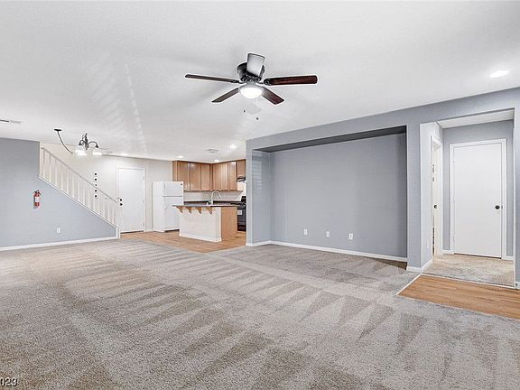 5th image of 9923 Anthem County St