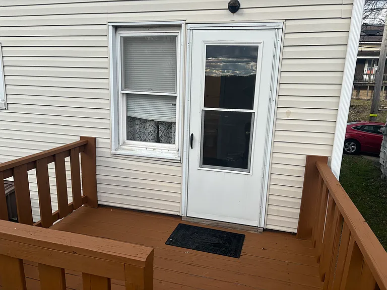 251 Main St #1 — Photo 7