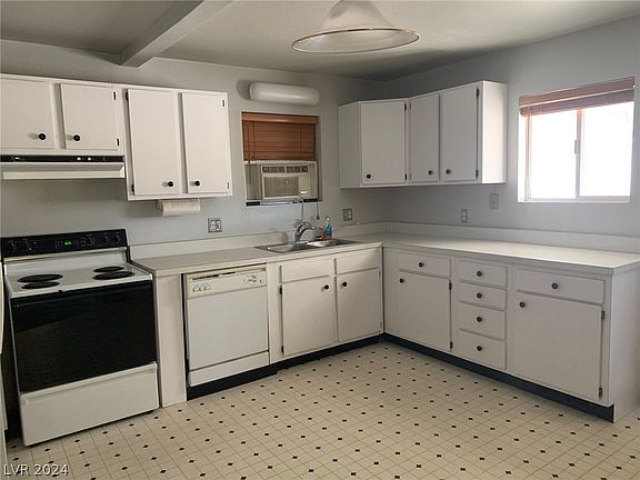 5th image of 1265 Avenue I