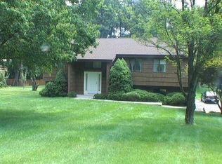 546 Saw Mill River Rd, Millwood, NY 10546