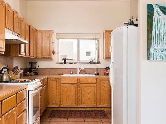 4th image of 3028 Pueblo Grande
