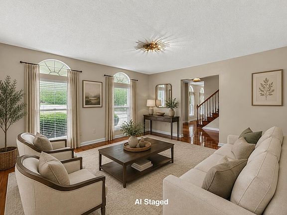 4th image of 126 Towhee Cir
