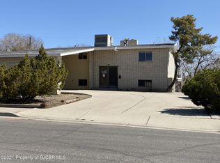 1300 N Carlton Ave, Farmington, NM 87401