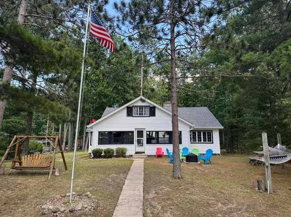 215 Pine Bluffs Rd, Roscommon, MI 48653