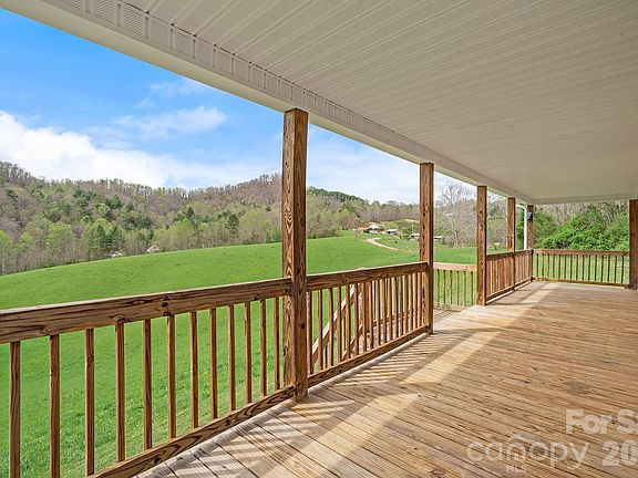 4th image of 273 Green Acres Ln