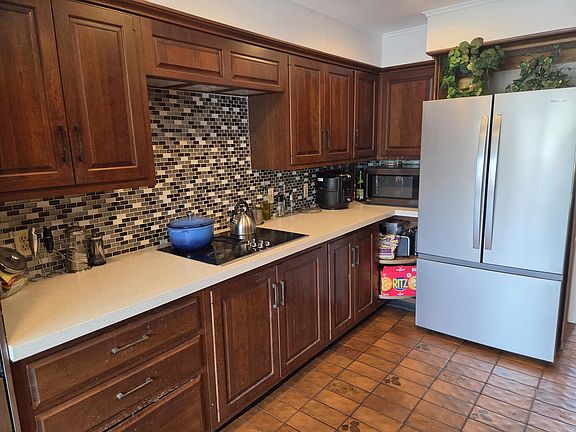5th image of 7229 Creeks Bend Dr
