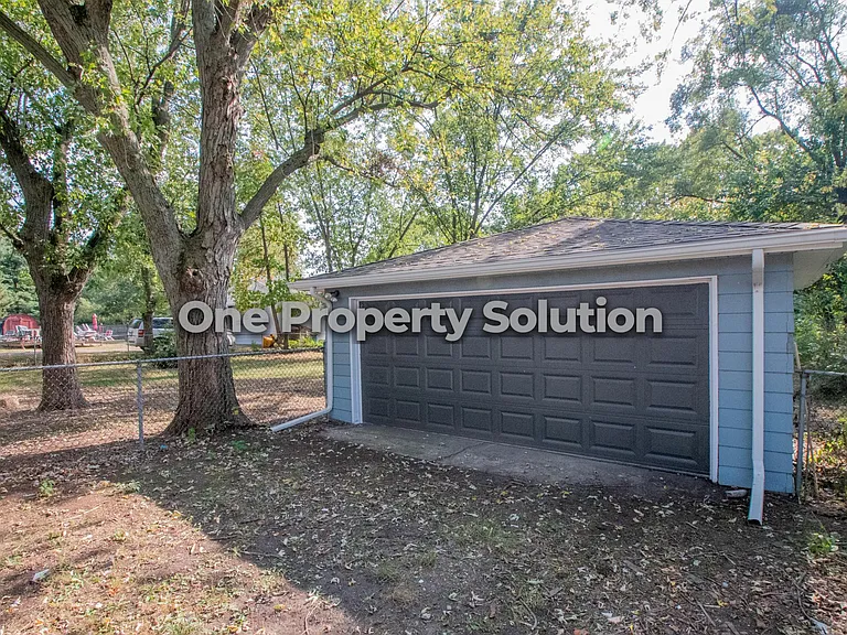 3753 Englehart St — Photo 24