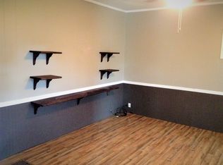 323 W Shafer Ave, Dover, OH 44622