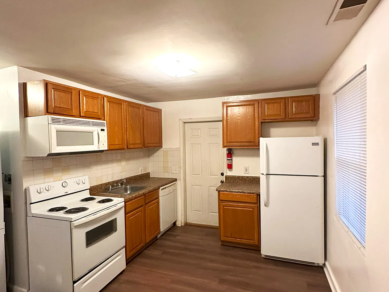 2 bed, 550 sqft, $1,250 — Photo 4