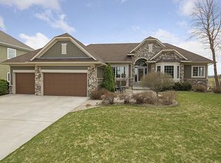 2214 Arnold Palmer Dr NE, Blaine, MN 55449