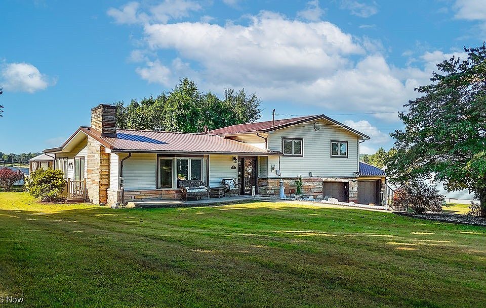 1st image of 122 Buells Cir