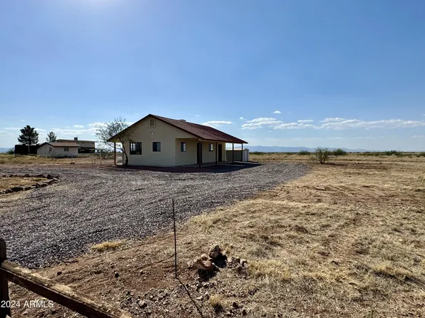 6570 N Laredo Dr, Douglas, AZ 85607
