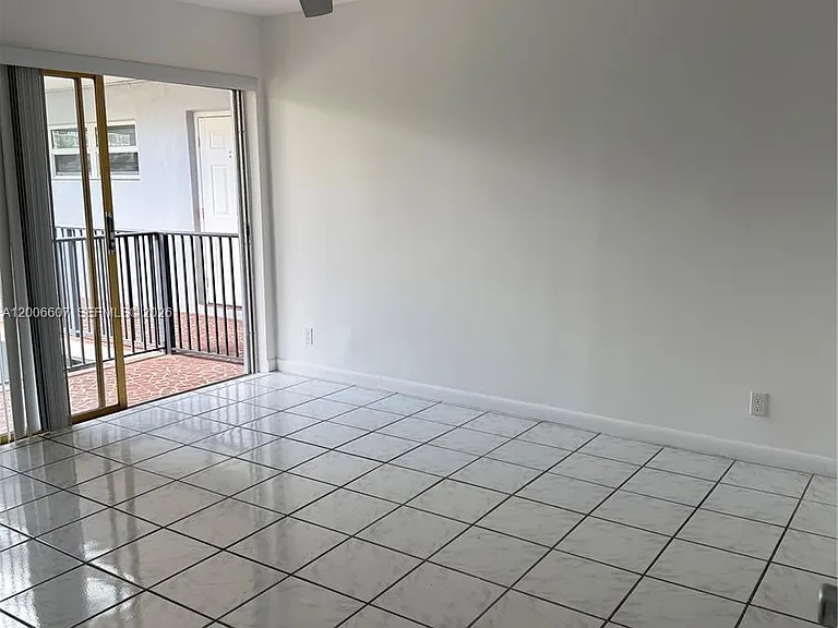 2600 S Ocean Dr #S306 — Photo 5