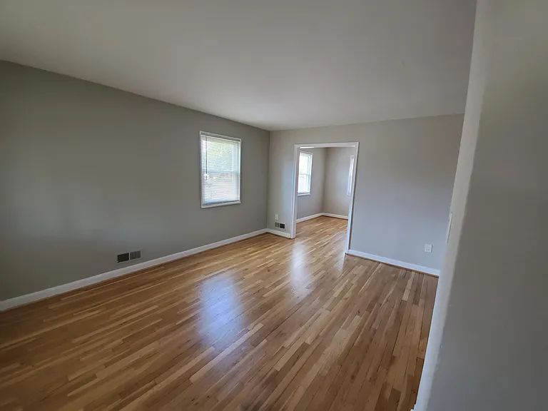 524 Duncan Ave — Photo 9