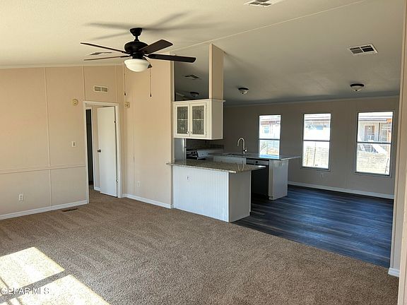3rd image of 5823 Sun Court Cir