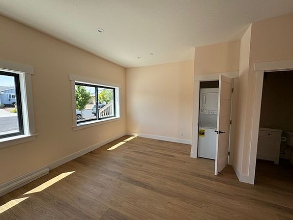4th image of 1323 Dogwood Dr #1323
