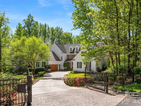 3729 Eaglebrook Dr, Gastonia, NC 28056