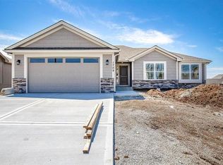 1709 Sycamore Rdg, Kearney, MO 64060