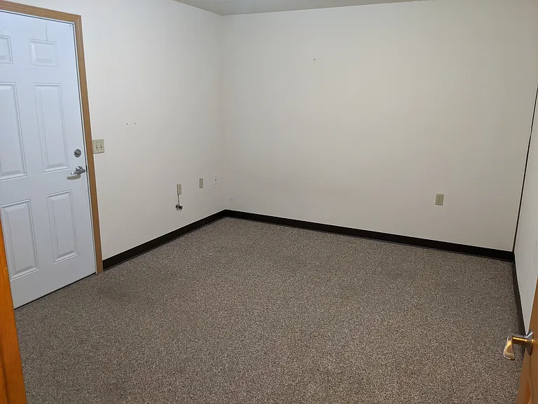 5733 Lexington St — Photo 21
