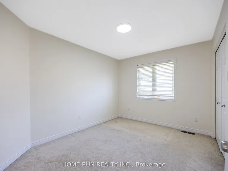 281 Goldridge Dr — Photo 35
