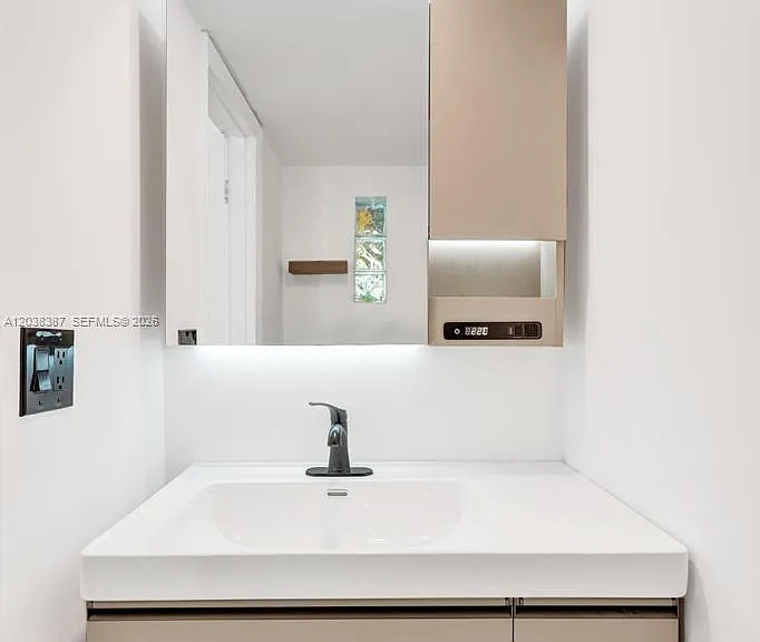 2129 NE 123rd St #0 — Photo 6