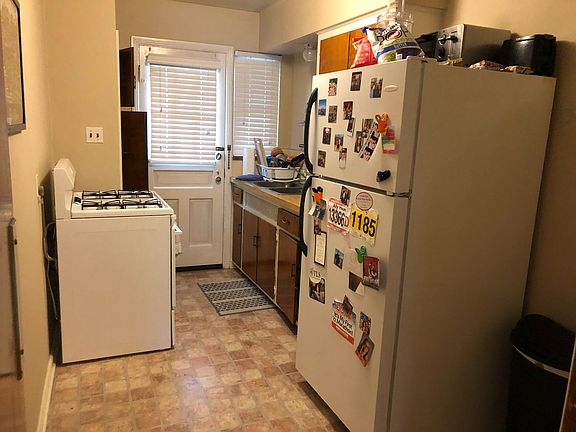 2nd image of 1764 Northwest Blvd APT B