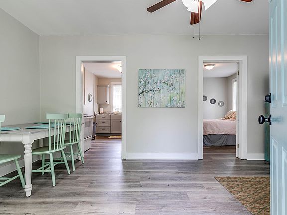 4th image of 109 S Kalmia Ave