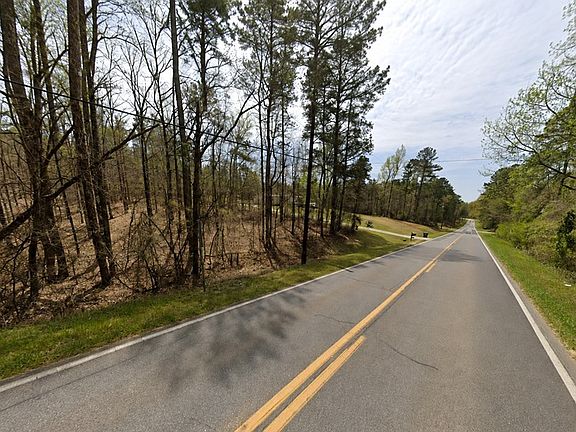 4th image of 149 Lake Laurel Rd