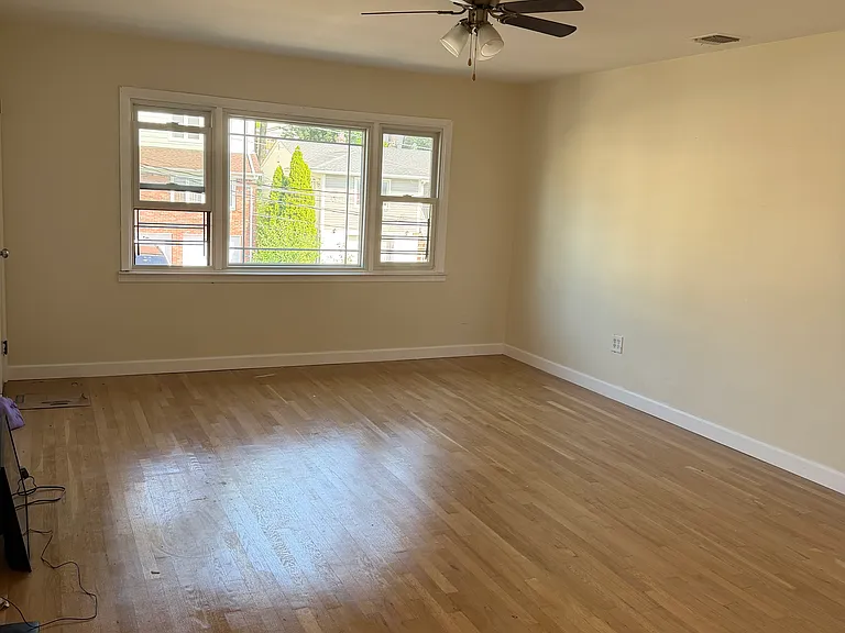 9117 Grand Ave #1 — Photo 7
