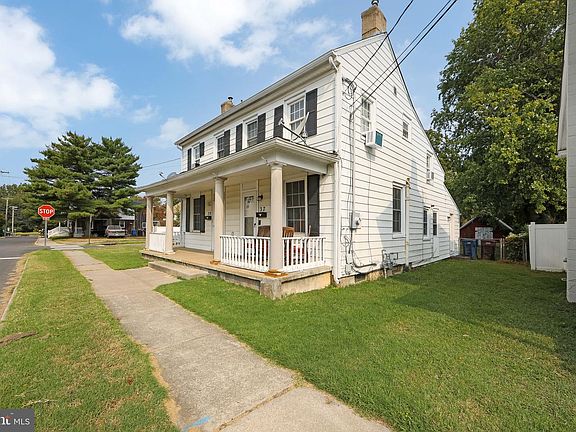 4th image of 37 Green St