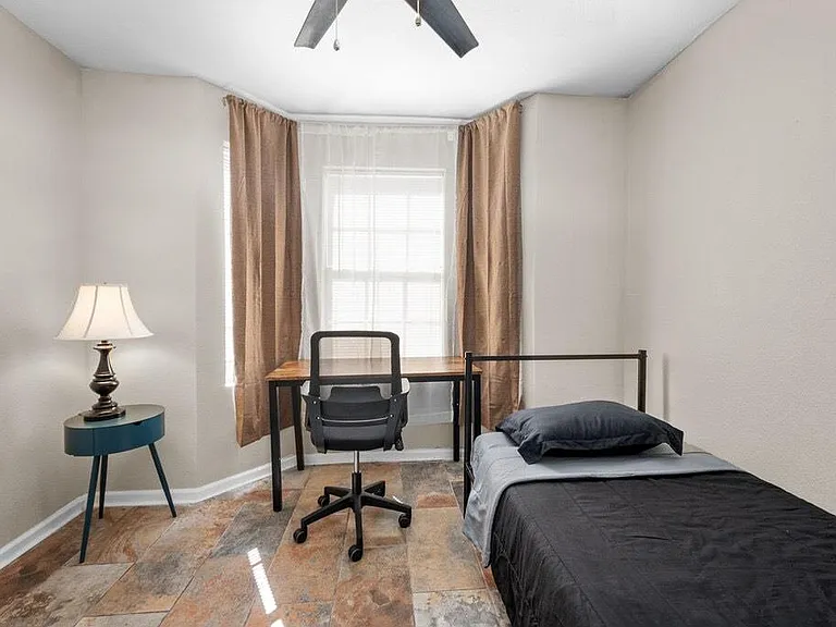 2504 Ferguson Way — Photo 19