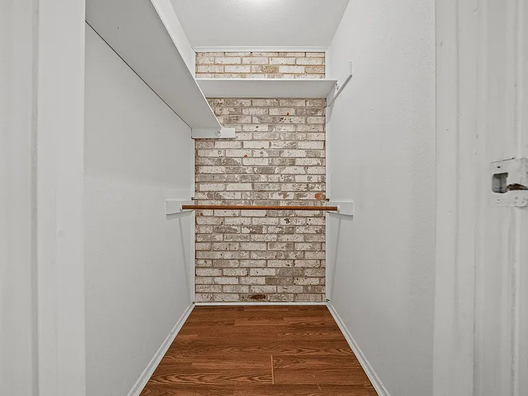 6463 Cambridge Glen Ln — Photo 22
