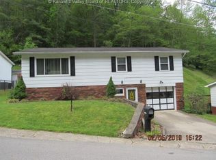 708 Hidden Valley Rd, Chapmanville, WV 25508