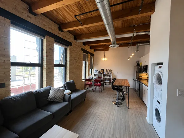 110 James Ave #303, Winnipeg, MB R3B 0N7