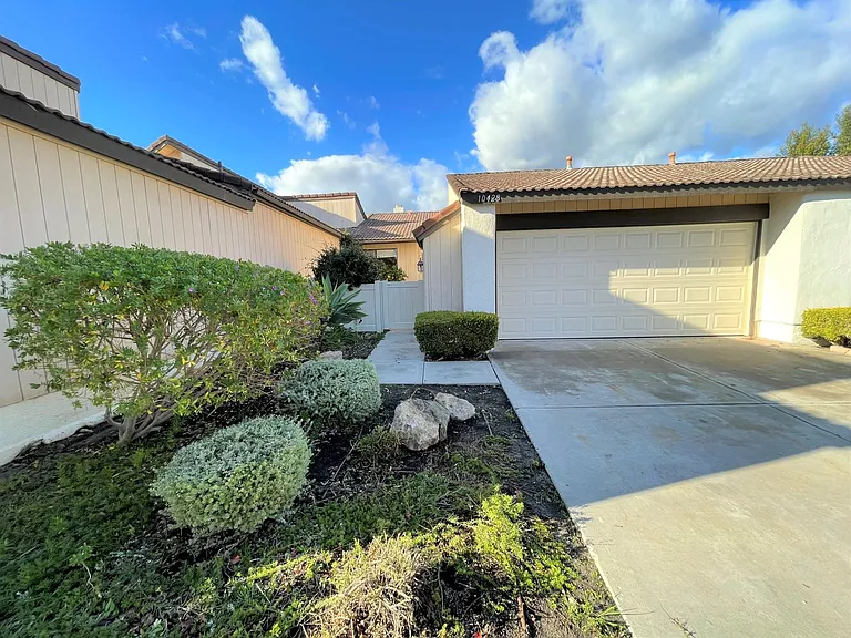 10428 Boulder Ct — Photo 1