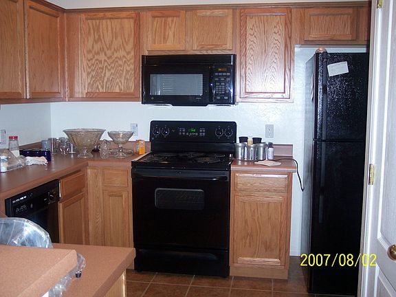 Black appliance kitchen with R/O System