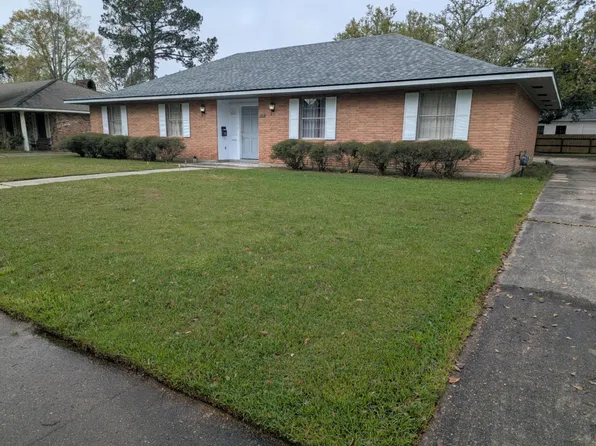 1898 Chevelle Dr, Baton Rouge, LA 70806