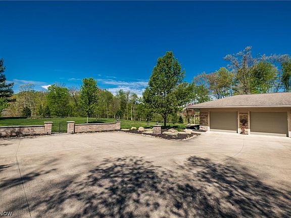 2nd image of 389 Crawford Cir