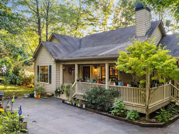 526 Whetstone Gap Rd, Lake Toxaway, NC 28747
