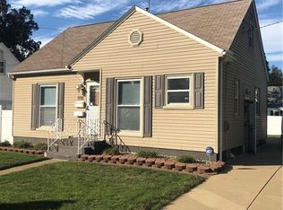 891 N Firestone Blvd, Akron, OH 44306