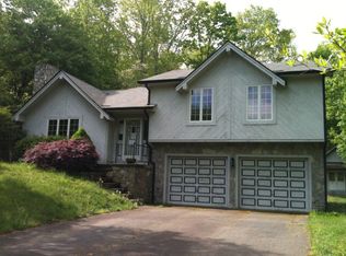 282 Vannoy Dr, West Jefferson, NC 28694