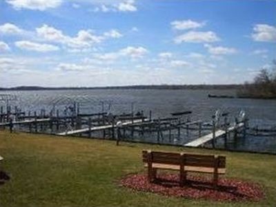 52 N Pistakee Lake Rd APT 7, Fox Lake, IL, 60020